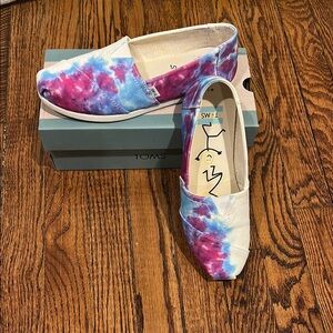 TOMS Tie-Dye Slip-On Shoes